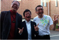 応援してくださってる、友人である「朝からてんコモリ」の子守康範さん、お笑い芸人で画家として地域活性に取り組んでおられる大西太陽さん。