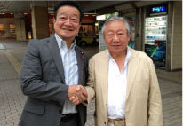 お世話になった鴻池祥肇参議院議員と。ご冥福をお祈りします。